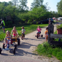 Mini-Camping De Hooiberg - Bakkum